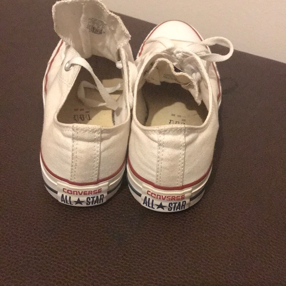 White converse - Picture 2 of 5
